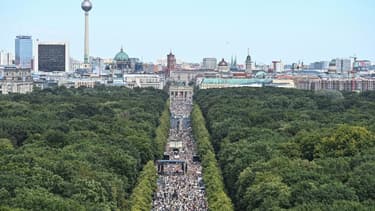Manifestation contre les mesures destinées à lutter contre le coronavirus, le 1er août 2020 à Berlin.