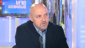 Pierre Louette, le président de la Fédération des télécoms, sur le plateau de Good Morning Business avec Stéphane Soumier le 19 avril 2013