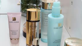 Estée Lauder va réduire d'environ 2,5% ses effectifs.