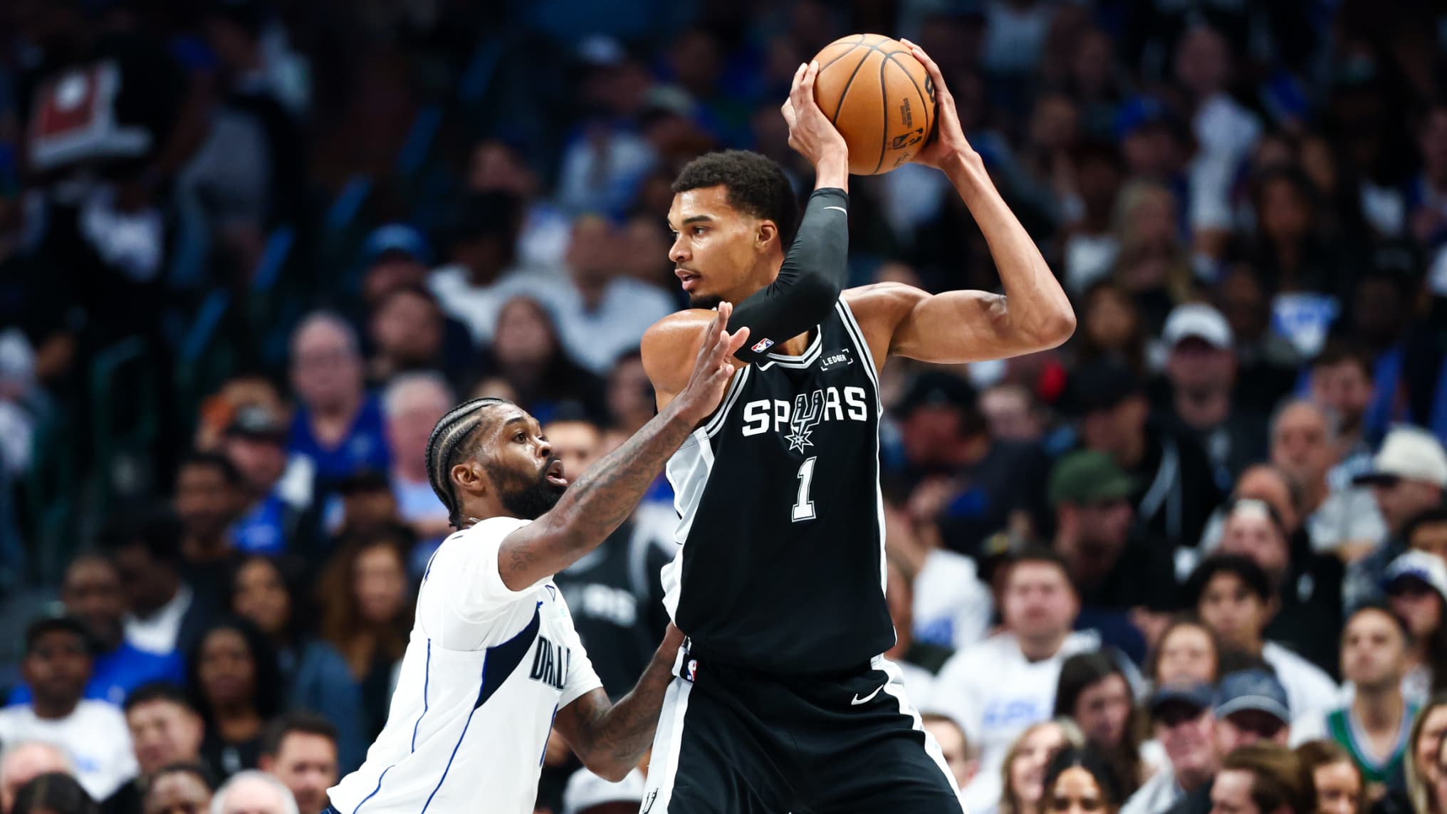 "MON MEILLEUR NIVEAU, C'EST D'ÊTRE MEILLEUR JOUEUR DE LA LIGUE": WEMBANYAMA VISE DÉJÀ LE TITRE DE MVP EN NBA