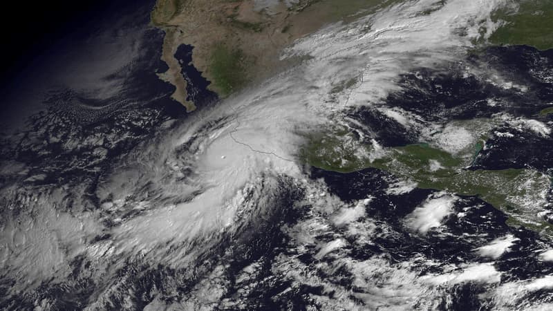 Un cliché de l'ouragan Patricia pris par un satellite. 