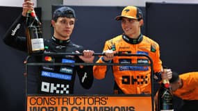 Lando Norris et Oscar Piastri célèbrent le titre de champion du monde des constructeurs de McLaren, le 5 octobre 2025
