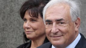 Dominique Strauss-Kahn et Anne Sinclair s'indignent jeudi de la publication par le Nouvel observateur de bonnes feuilles du livre "Belle et Bête", à paraître le 27 février, dans lequel Marcela Iacub, juriste et chercheuse d'origine argentine raconte sa li