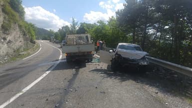 Un choc frontal entre deux véhicules fait six blessés le 5 juin 2024 dans l'Ubaye, un enfant héliporté vers Gap.