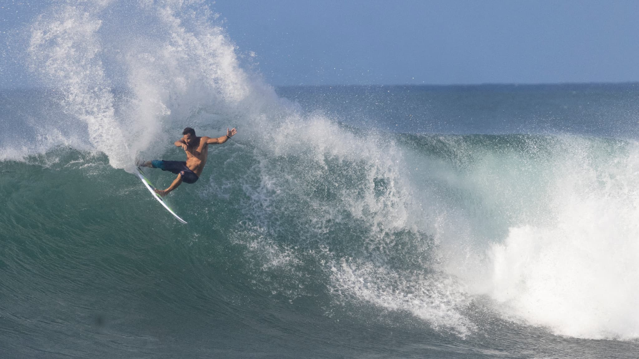 JO2024 les épreuves de surf auront bien lieu à Tahiti