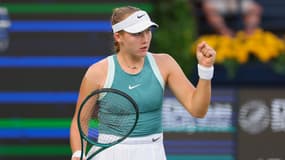 Mirra Andreeva, joueuse de tennis russe de 17 ans, à Dubaï, 21 février 2025