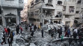 Le camp de Nuseirat frappé par un tir israélien à Gaza, le 27 novembre 2024