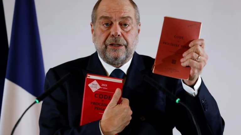 Le garde des Sceaux Eric Dupond-Moretti présente le 5 janvier 2023 à Paris son plan d'action pour la justice.