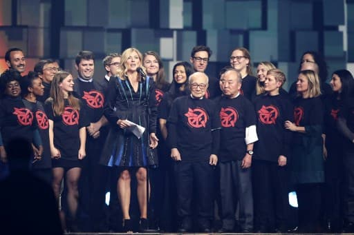 Les membres de l'ICAN ((International Campaign to Abolish Nuclear Weapons) lors de leur remise du prix Nobel de la paix 2017, le 11 décembre 2017.