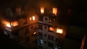 Photo des pompiers de Paris de l'incendie d'un immeuble le 5 février 2019 à Paris qui a fait dix morts et 96 blessés