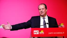 L'ex-Premier secrétaire du Parti socialiste Jean-Christophe Cambadélis,  le 15 décembre 2015 à Paris, lors d'une conférence de presse après les élections régionales. 