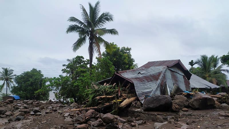 La ville de Lembata, en Indonésie, après le passage du cyclone tropical Seroja, le 5 avril 2021.