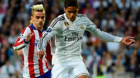 Raphaël Varane face à Antoine Griezmann