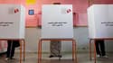 Bureau de vote à Marsa, dans le nord de la Tunisie. Le dépouillement était en cours ce lundi en Tunisie, où les électeurs se sont massivement rendus aux urnes pour désigner une assemblée constituante à l'occasion du premier scrutin démocratique issu du "p
