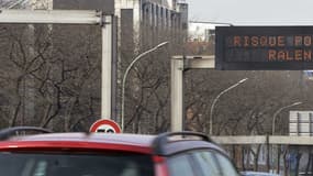 Le périphérique parisien avec moins de voitures, et plus d'arbres et de piétons, c'est l'idée de départ pour la réflexion sur son avenir, lancée par la Mairie de Paris.