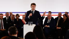 Le président de la République Emmanuel Macron à Aulnoy-Aymeries (Nord) le 29 janvier 2025.