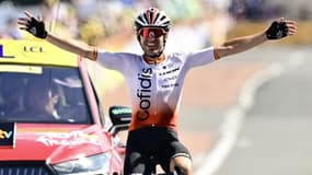 Ion Izagirre (Cofidis) sur le Tour de France, à Belleville-en-Beaujolais le 13 juillet 2023