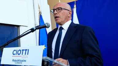 Le président du parti de droite Les Républicains (LR), Eric Ciotti, prononce un discours après l'annonce des résultats du premier tour des élections législatives devant son siège de campagne à Nice, dans le sud de la France, le 30 juin 2024. Photo d'illustration