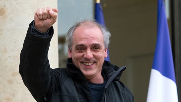 Philippe Poutou à sa sortie de l'Elysée