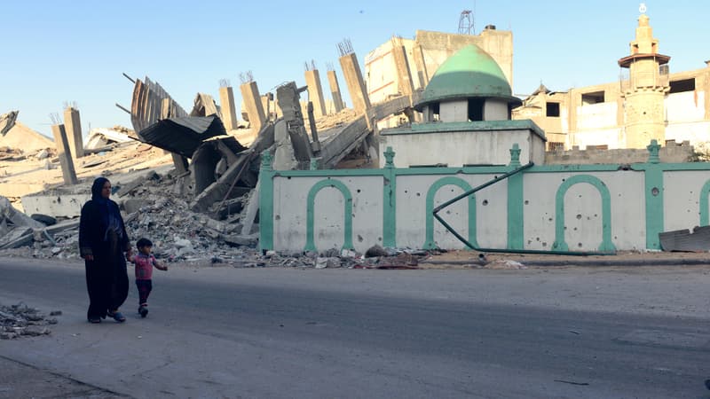 Les décombres de la mosquée Omari de Jabaliya, dans le nord de la bande de Gaza, mardi 12 août.