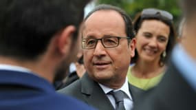 Le président François Hollande le 11 septembre 2015 à Saint-Aignan