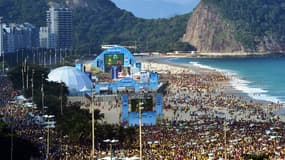 La plage de Copacabana, pendant Brésil-Chili