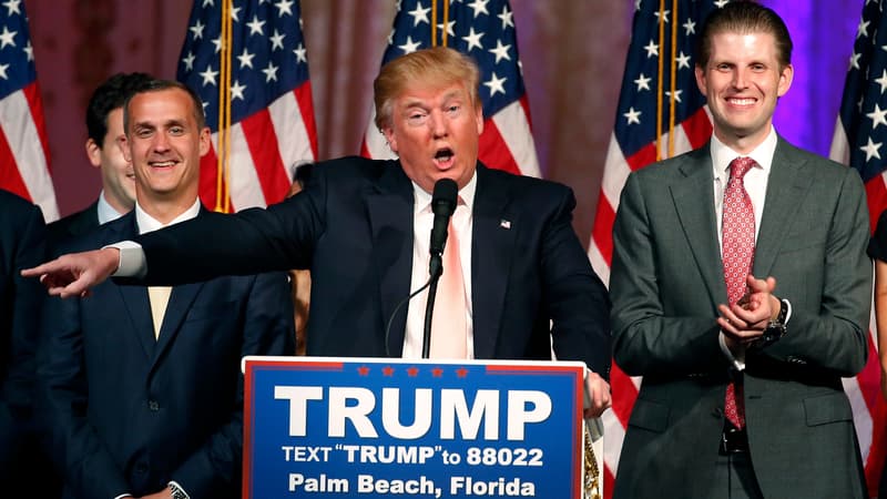 Donald Trump et son directeur de campagne, Corey, Lewandowksi (à gauche sur l'image), le 16 mars 2016.