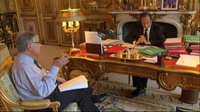 François Hollande dans son bureau à l'Elysée