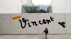 La façade de la fondation Van Gogh à Arles le 3 avril 2014.