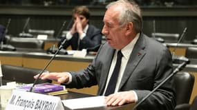 Quand François Bayrou débarque à son audition avec "La Meute" 