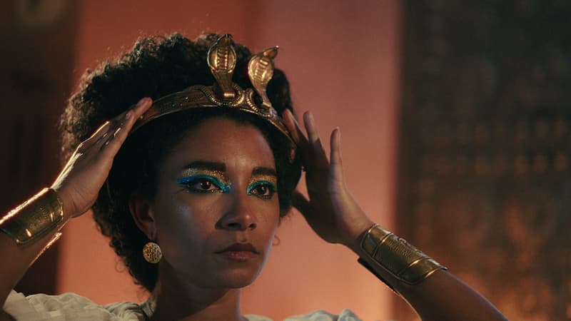 L'actrice Adele James a été choisie pour incarner Cléopâtre dans la série documentaire Netflix "Queen Cleopatra", prévue le 10 mai 2023.