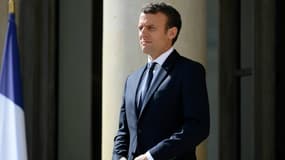 Emmanuel Macron le 12 juin 2017 sur le perron de l'Elysée.