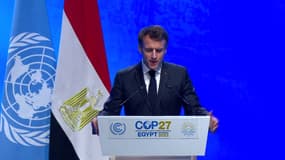 Emmanuel Macron, à la Cop 27: "Le climat ne saurait être la variable d'ajustement de la guerre lancée par la Russie sur le sol ukrainien"