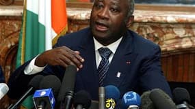 La demande de Laurent Gbagbo (photo) pour récupérer l'ambassade de Côte d'Ivoire en France a été jugée vendredi irrecevable par le tribunal de Paris. L'ambassade de Côte d'Ivoire et ses deux bâtiments annexes, dans le XVIe arrondissement de Paris, sont pa