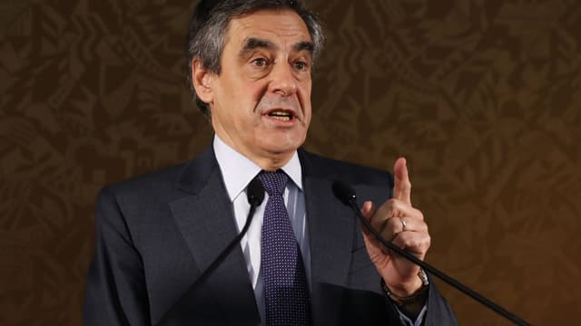 François Fillon se prépare lui-même à revoir à la baisse sa prévision de déficit