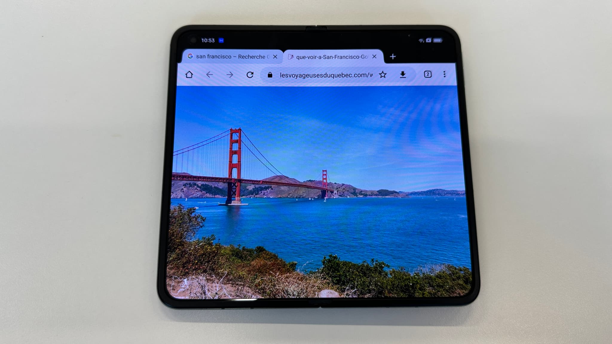 Le Oppo Find N2 dispose d'un écran Amoled de 7,1 pouces très lumineux quand il est ouvert Le Oppo Find N2 dispose d'un écran Amoled de 7,1 pouces très lumineux quand il est ouvert