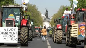 Des agriculteurs manifestent en 2010 à Paris