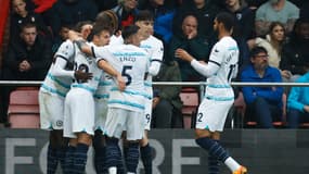 La joie des joueurs de Chelsea lors de la victoire face à Bournemouth, le 6 mai 2023.