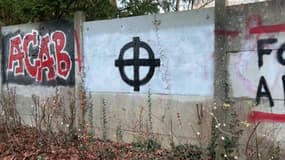 Une impasse de Viroflay dans les Yvelines est recouverte de tags nazis