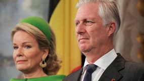 Le roi Philippe de Belgique et son épouse, la reine Mathilde, lors d'une visite à l'Hôtel de Ville de Paris pour rencontrer Anne Hidalgo, le 15 octobre 2024