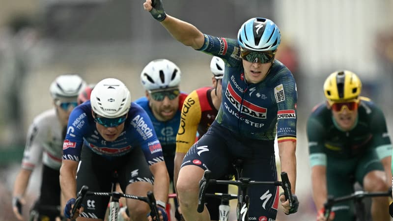 Tim Merlier vainqueur au sprint de la 12e etape du Tour de France le 16 07 2026 2321201