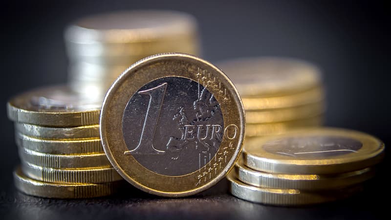 L'euro faible est loin d'être une source d'inquiétude pour les analystes interrogés sur BFM Business ce 6 janvier. 