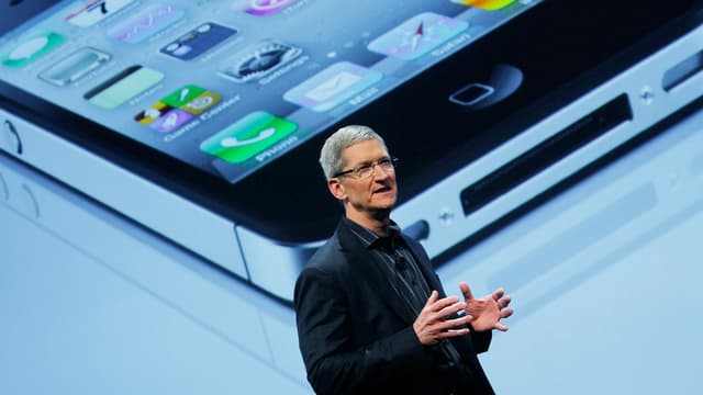 Apple abandonnera officiellement sa régie publicitaire iAd le 30 juin 2016, alors qu'elle avait été lancée en 2010.