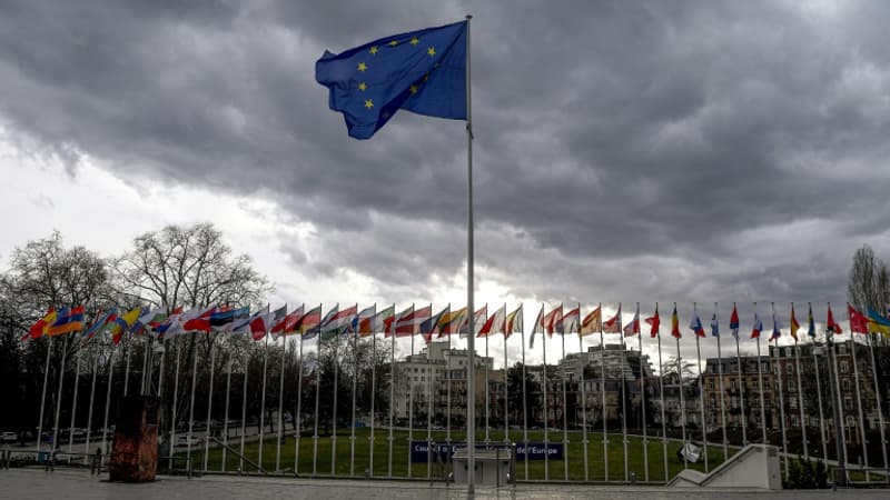 Adhésion de l'Ukraine et de la Moldavie à l'UE: les 27 confirment l'ouverture de négociations