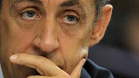 Face à la perspective d'une dégradation de la note souveraine de la France, Nicolas Sarkozy a commencé à préparer sa défense mais des analystes s'interrogent sur sa stratégie de communication, à quatre mois de l'élection présidentielle. /Photo prise le 25