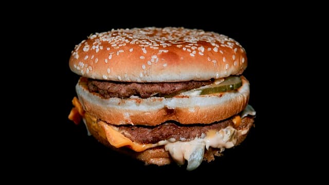 Le Big Mac de McDo, inconnu en France en 1975.
