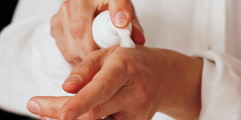 3 crèmes hydratantes à petit prix, parfaites pour avoir la peau douce toute la journée