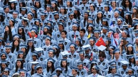 Des étudiants lors de la cérémonie de remise des diplômes à l'université Columbia à New York (États-Unis), le 18 mai 2016.