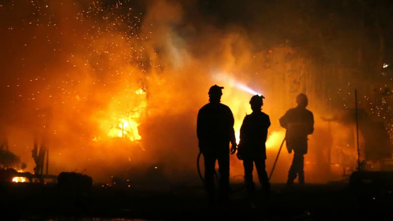 Des soldats du feu à Biguglia, en Corse