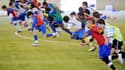 Des enfants jouant au football, à Clairefontaine le 4 mai 2011